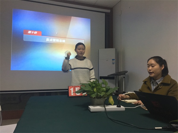 瓜瓜早課堂(156)-團(tuán)隊(duì)/客戶/產(chǎn)品見(jiàn)證的賣點(diǎn)營(yíng)銷總結(jié) 瓜瓜早課堂(156)-團(tuán)隊(duì)/客戶/產(chǎn)品見(jiàn)證的賣點(diǎn)營(yíng)銷總結(jié)