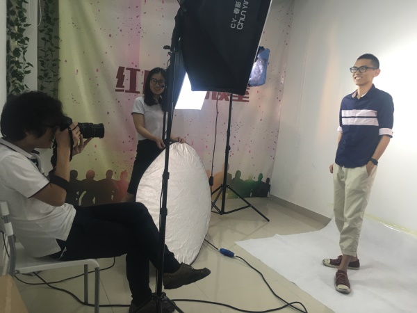 我只想高歌奧斯卡一曲:把你這最妙的一指企業宣傳片制作 我只想高歌奧斯卡一曲:把你這最妙的一指企業宣傳片制作