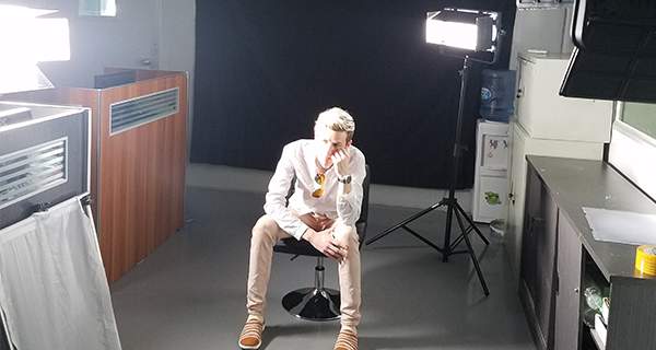 瓜子拍攝丨歐陸風暴吹來，被拍攝的氣質電暈